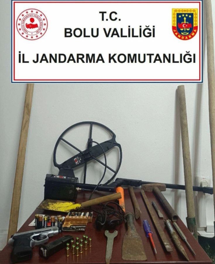 Jandarmadan Define Avcılarına Suçüstü 4 Gözaltı