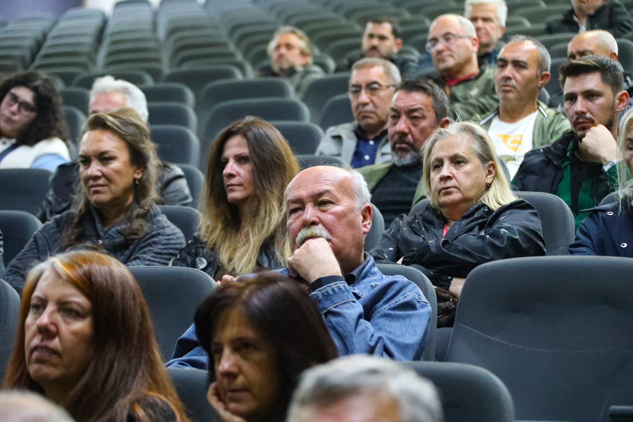 Kriminal Uzman İrfan Bayar’dan “Madde Bağımlılığı Bataklığı” Konferansı (3)