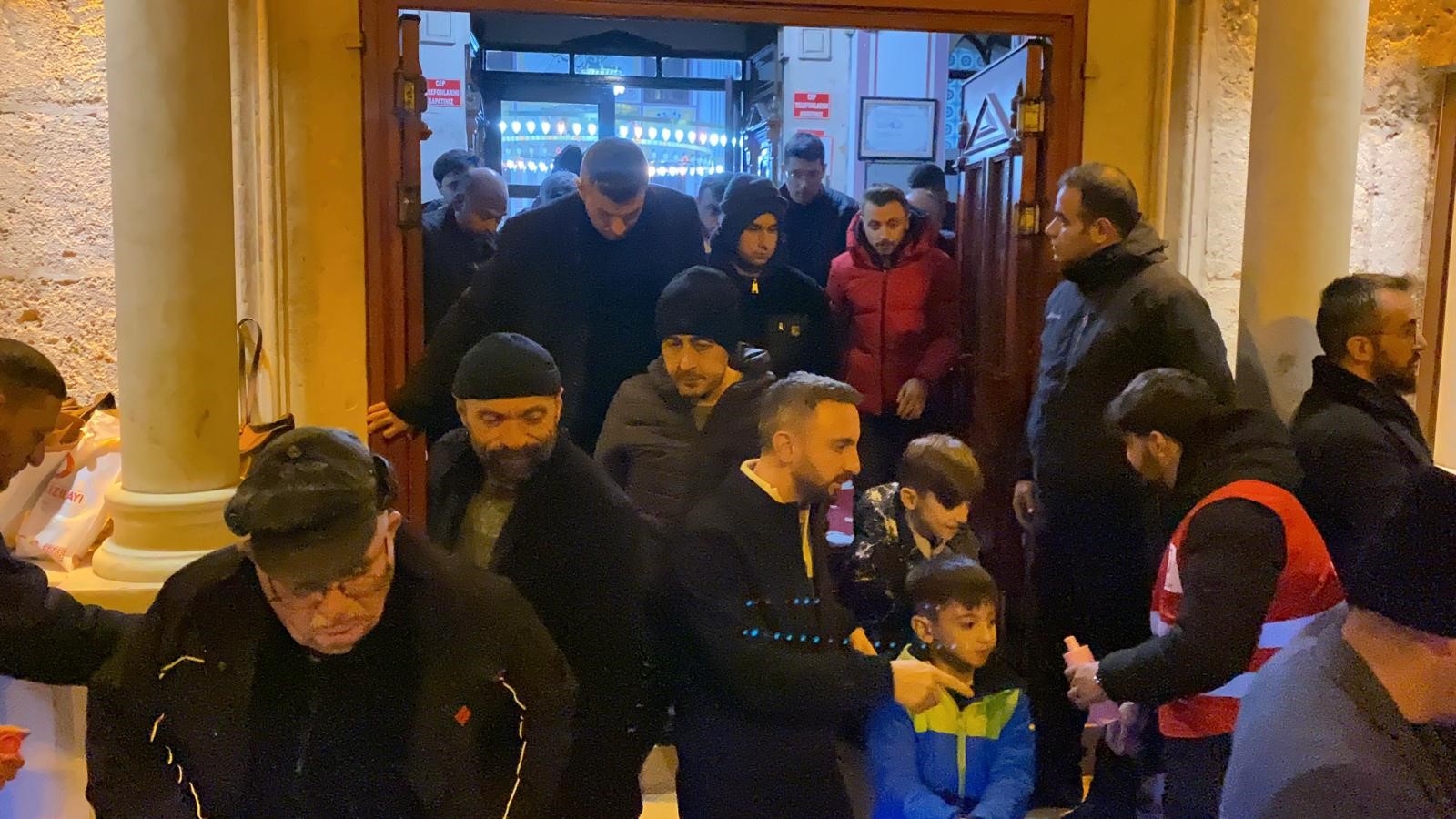 Bolu'da Regaip Kandili'nde Camiler Dolup Taştı (7)