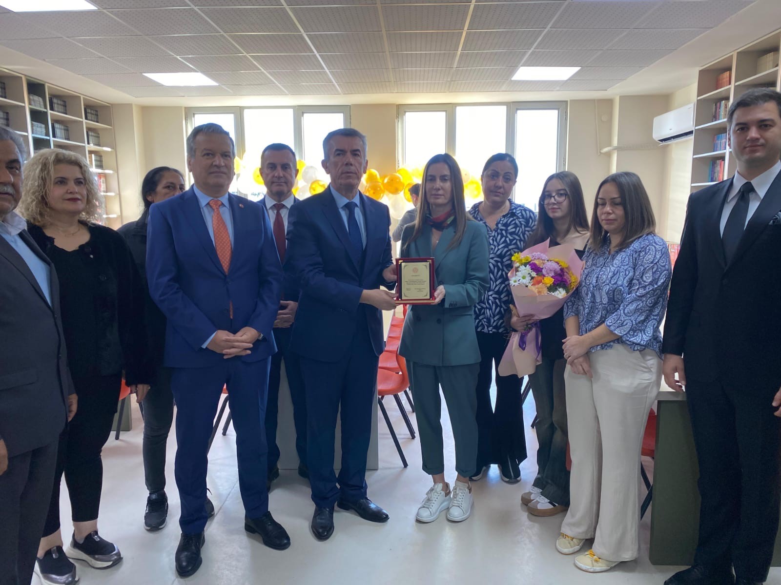 Yangında Hayatını Kaybeden Kardeşlerin Adı Bodrum’da Kütüphane Ile Yaşatılıyor (2)