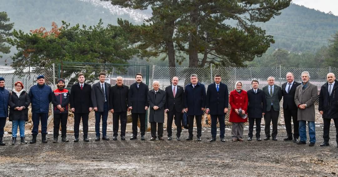Bolu’da İl Hayvanları Koruma Kurulu Toplandı Sahipsiz Hayvanlar İçin Yürütülen Çalışmalar Değerlendirildi (2)