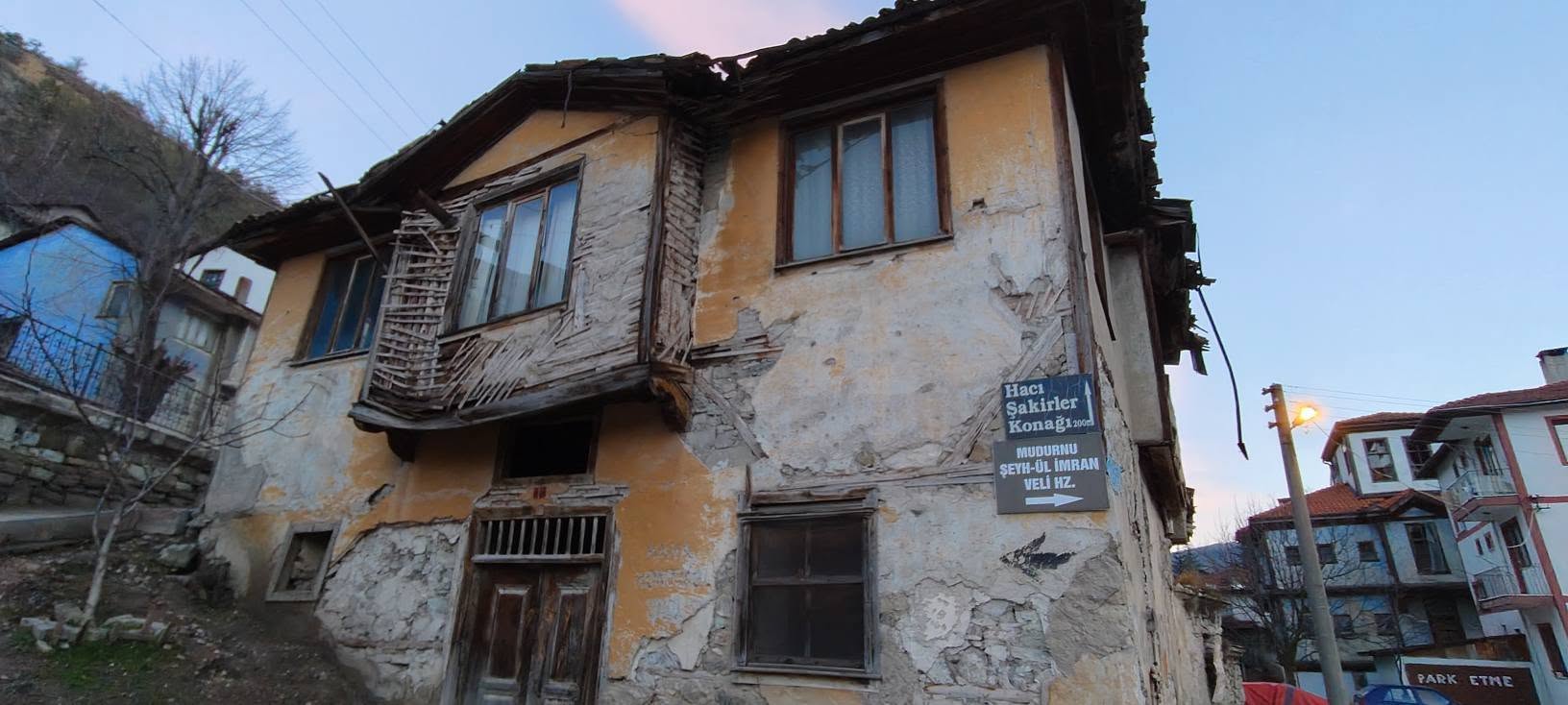 1300 Yıllık Tarihi Hamam Göz Göre Göre Yok Oluyor! (5)