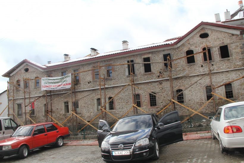 Gerede’nin Saklı Hazinesi Tüccar Hanı Ziyaretçilerini Geçmişe Götürüyor (2)