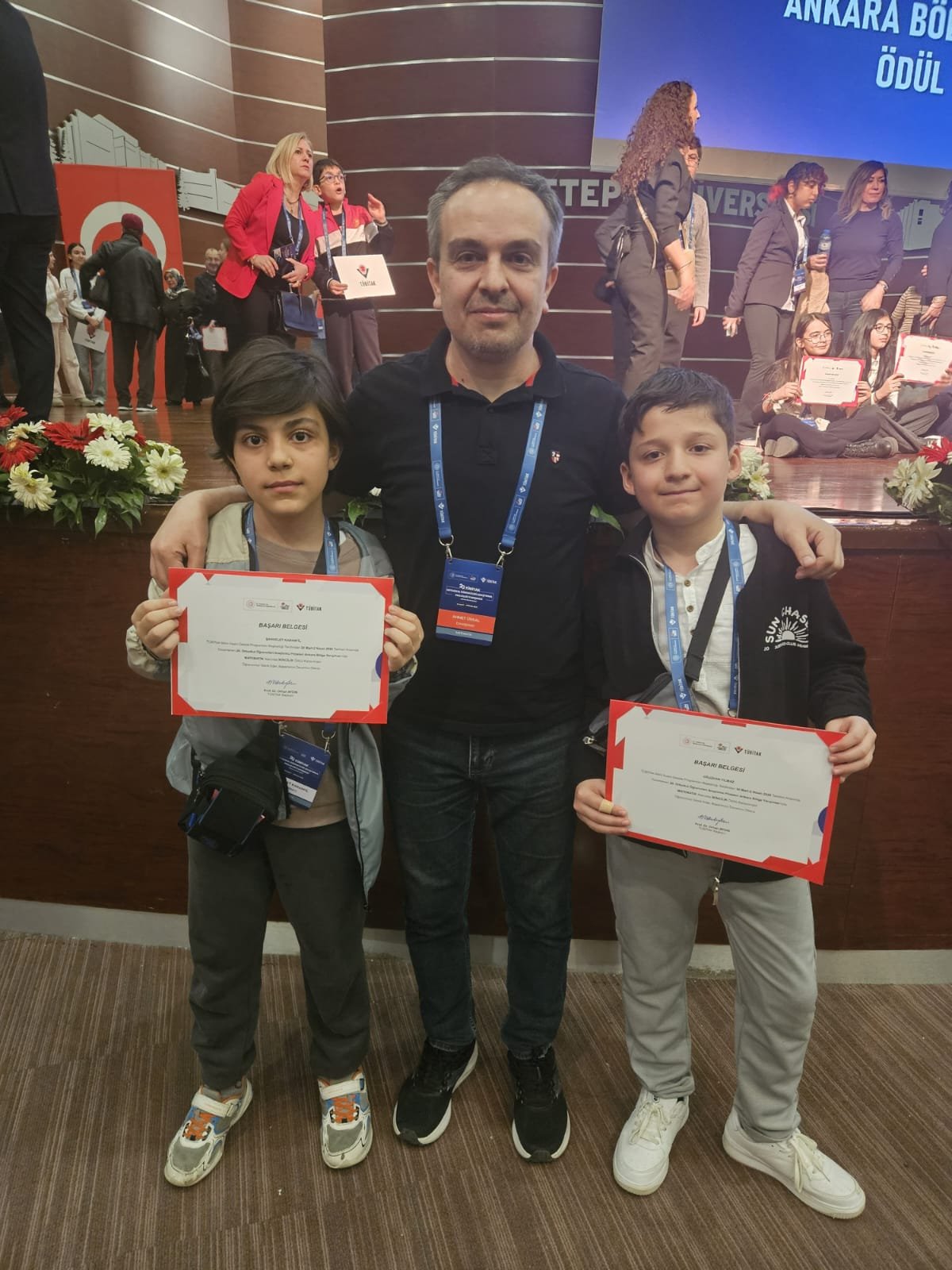 Akşemseddi̇n İmam Hati̇p Ortaokulu’ndan Gurur Veren Büyük Başari (1)