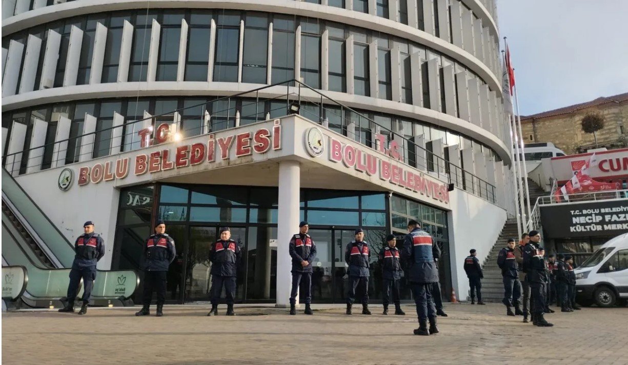 Bolu Belediyesi’ne Şafak Operasyonu: Soruşturmada Yeni Gelişme
