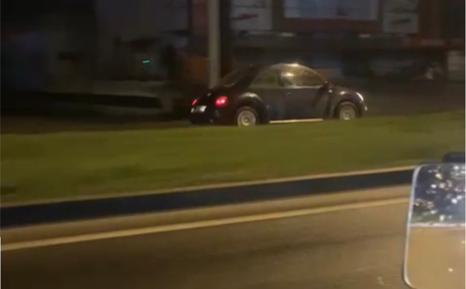 Bolu’da D 100 Kara Yolunda Ters Şeride Girerek Kilometrelerce Ilerleyen Otomobil Sürücüsü, Trafikte Tehlike Saçtı.2