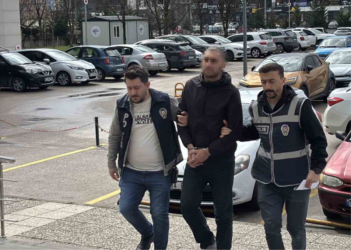 Bolu’da İlginç Hırsızlık: Kamyonu Çaldı, Eve Camdan Girip Laptopu Aldı