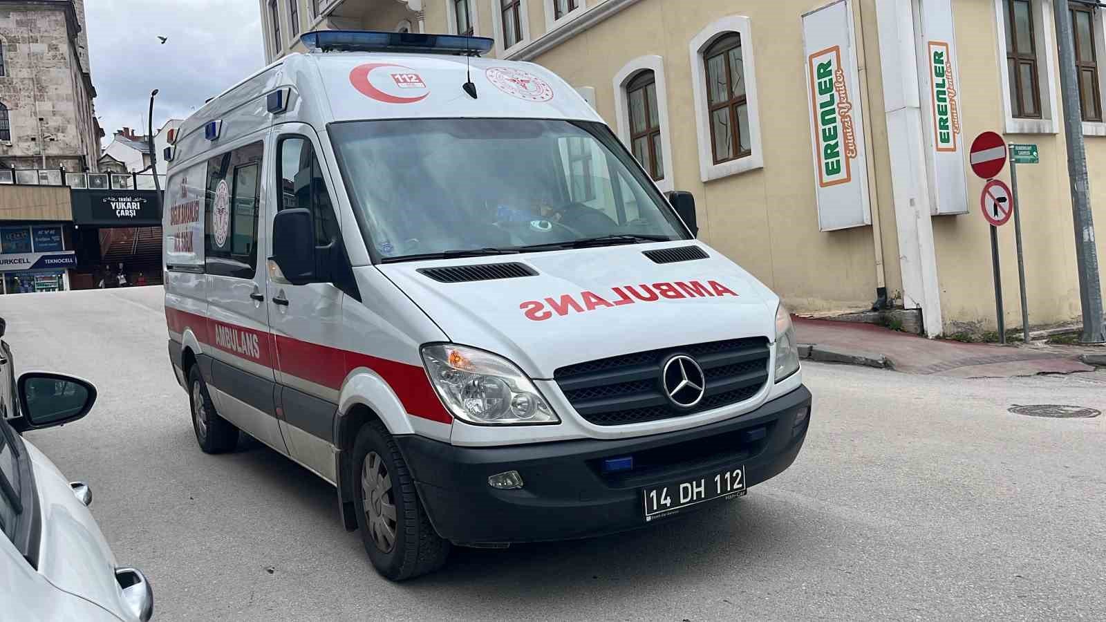 Elektrikli Bisikletten Düşen Sürücü Yaralandı (2)