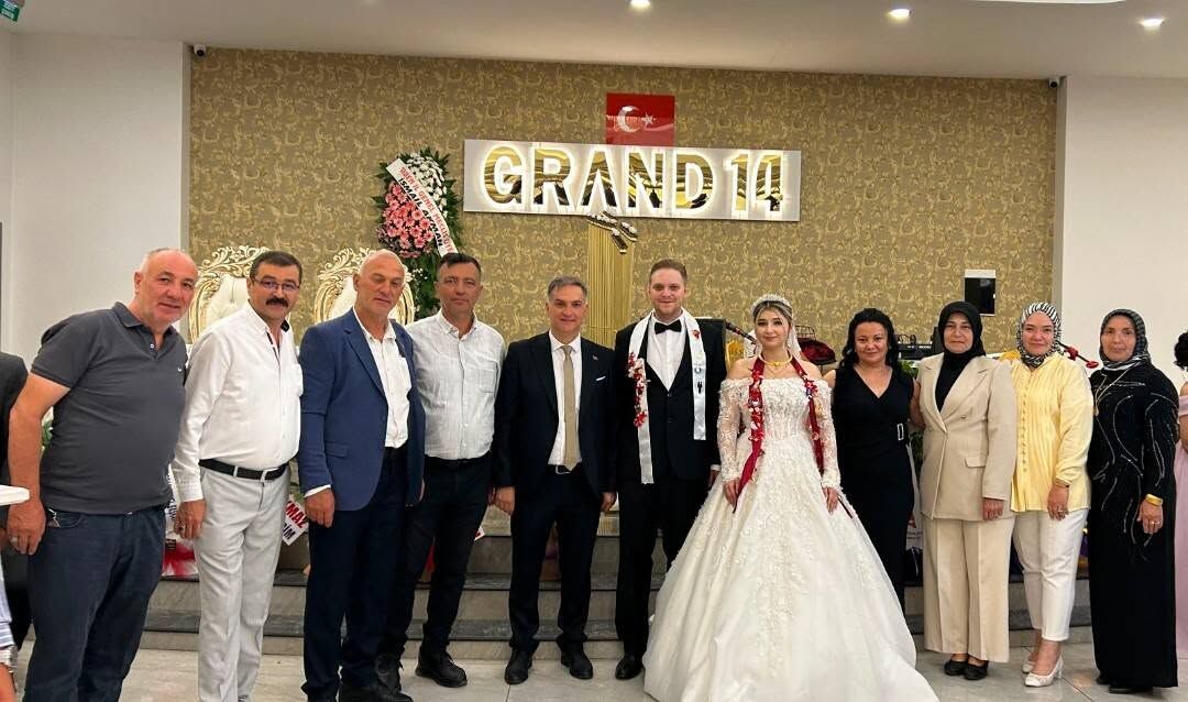 Kübra Yağın Ve Ulaş Aydoğan Görkemli Düğün Töreniyle Dünya Evine Girdi (12)
