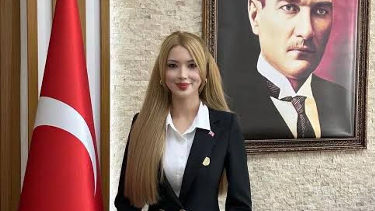 Seben kaymakamı fotoğraflarıyla gündem oldu