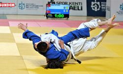 Spor Toto Gençler Türkiye Judo Şampiyonası Kocaeli'de başladı