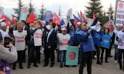 Bolu'da fabrikada işten çıkartılan işçiler eylem yaptı