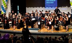 Bu orkestra ayakta alkışlanır hepsi baibü mezunu