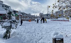 Bolu'da kar kalınlığı 30 santimetreye ulaştı