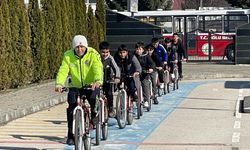 Çocuklar trafik kurallarını eğlenerek öğreniyor