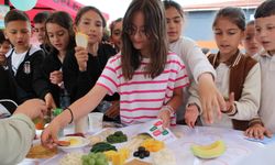 Bolu’da minik öğrencilere sağlık eğitimi
