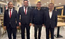 CHP Genel Başkanı Özel’den güven tazeleyen il başkanına tebrik