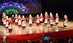 Bolu’da öğretmenlerden unutulmaz kültür ve sanat gecesi