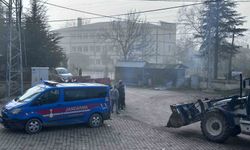 Bolu’da köylüler ağır tonajlı araçlara karşı ayaklandı: Köyün giriş çıkışında lastik yaktılar