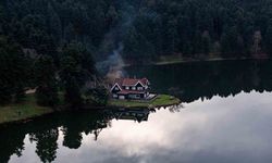 Gölcük Tabiat Parkı’nda kartpostallık manzara