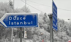 D-100 kara yolunun Bolu Dağı kesiminde kar etkisini artırdı