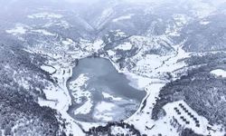 Kışın Beyaza Bürüyen Çubuk Gölü Büyülüyor