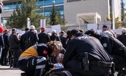 AYM önündeki eylemde kendini vurdu: Emekli polis kurtarılamadı!
