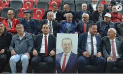 Yeni Parti kongresinde dikkat çeken görüntü: Tanju Özcan’ın fotoğrafı protokolde