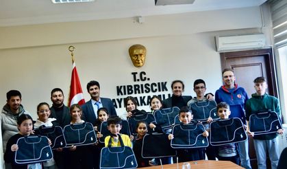 Kıbrıscıklı yetenekler Kaymakam Berkay Deniz'i ziyaret etti