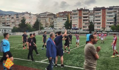 Gol sevinci ortalığı karıştırdı