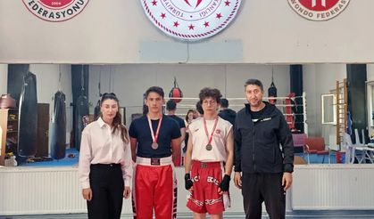Mengenli Sporculardan Kick Boks İl Seçmelerinde Büyük Başarı