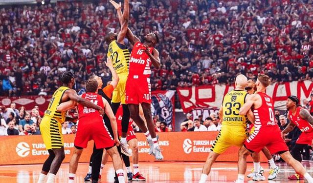 Temsilcimiz Fenerbahçe, Yunanistan'dan büyük zaferle dönüyor! Final Four için dev adım