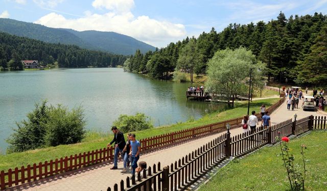 Bolu Gölcük ve Abant doldu taştı