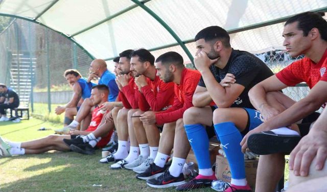 Pendikspor ile Çorum FK hazırlık maçında yenişemedi