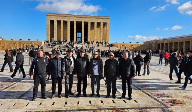 Bolu BJK’den Anıtkabir çıkartması