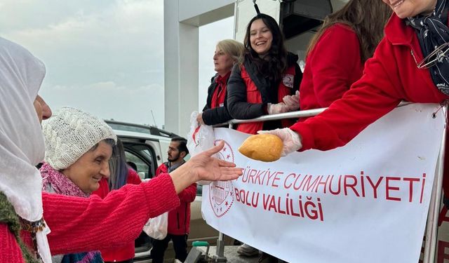 Bolu Valiliği ve Kızılay, 6 Şubat Depreminin Yıl Dönümünde Hatay'da Yardım Elini Uzattı