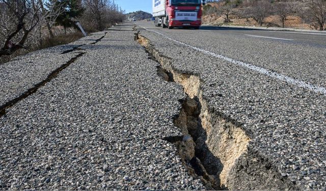 MTA Güncelledi: Türkiye'nin Diri Fay Haritası!