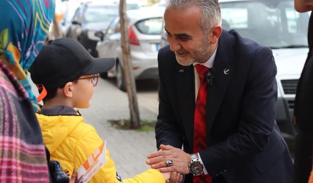 Yeniden Refah Partisi Bolu'da Halkla Buluştu: Bolu Vizyonunu Öne Çıkaran Projeler Sunuldu