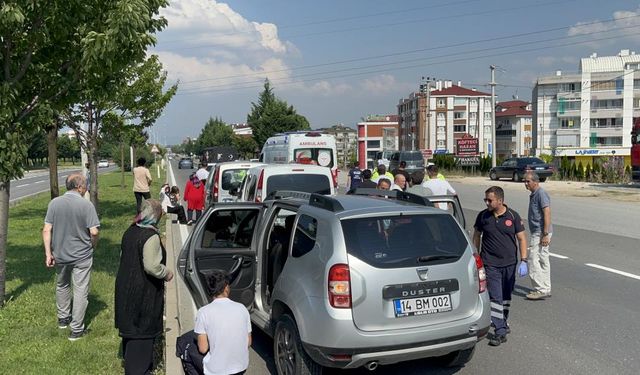 Düğün konvoyunda zincirleme kaza: 2 yaralı