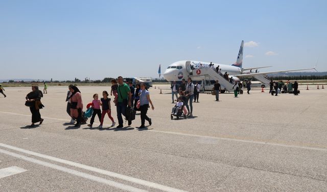 Bolu’da çıkan orman yangınlarına havadan desteği olmuştu. Aynı zamanda geleceğin Pilotlarını yetiştiriyor