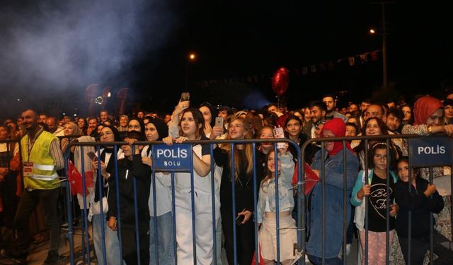 Binlerce kişi panayırın son gününde doyasıya eğlendi