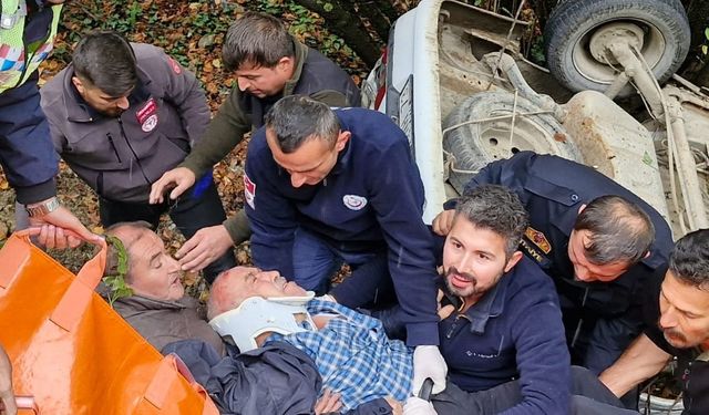 Bolu’da otomobil uçuruma devrildi: 1 yaralı