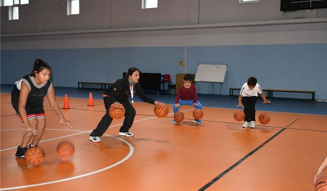 Mengen’de geleceğin basketbolcuları yetişiyor