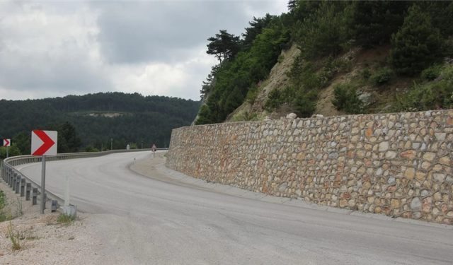 Aynalıkaya ‘da Çalışmalar Tamamlandı: Yol Trafiğe Açıldı