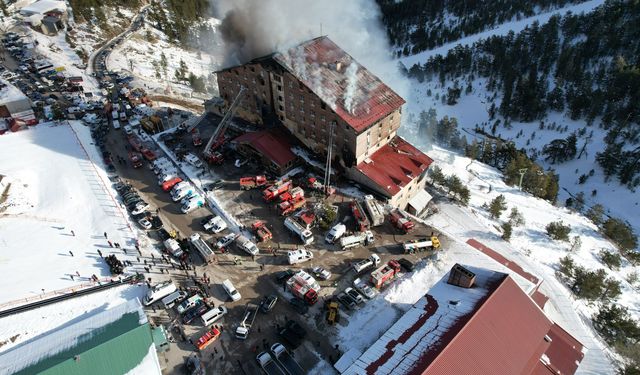 Kartalkaya'da otel yangınında can pazarı