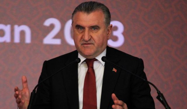 BAKAN BAK: "DAHA GİDECEK YOLUMUZ, SEVİNÇLE SARILACAK NİCE GÜNLERİMİZ VAR"