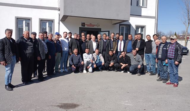 İLHAMİ KARADUMAN GÜVEN TAZELEDİ