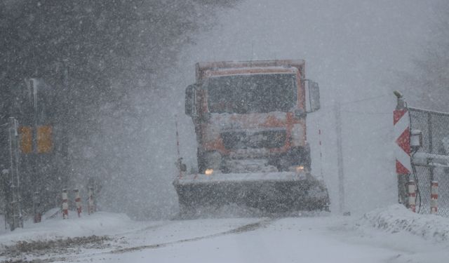 Bolu Dağı’nda Görüş mesafesi 20 metreye düştü