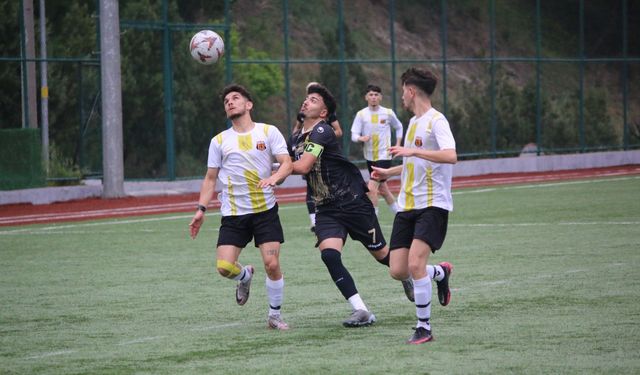 Kıbrıscıkspor U18 Türkiye Futbol Şampiyonasında top koşturacak