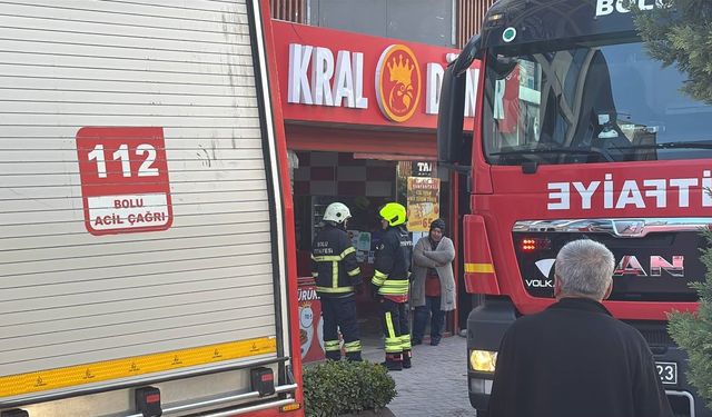 Tavuk döner dükkanında yangın paniği